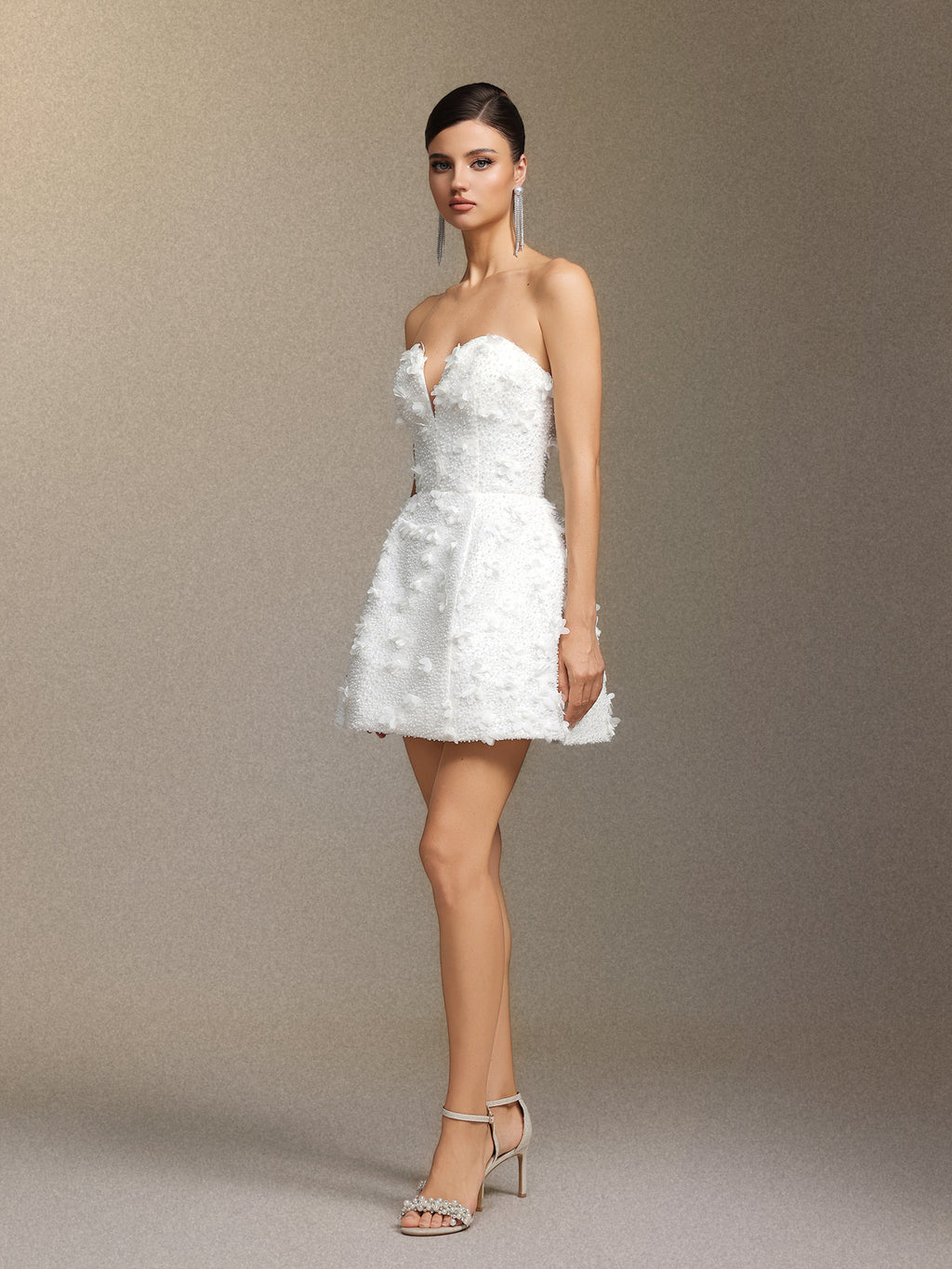 Yamaly Beaded V-neck strapless mini skirt