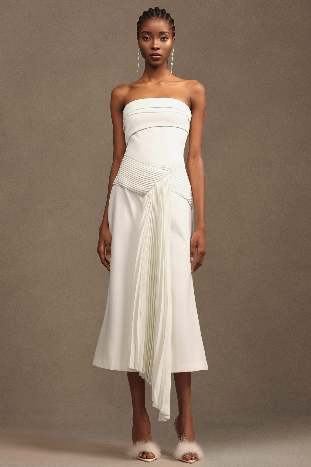 Trese Sleevess Fold Maxi Dress	