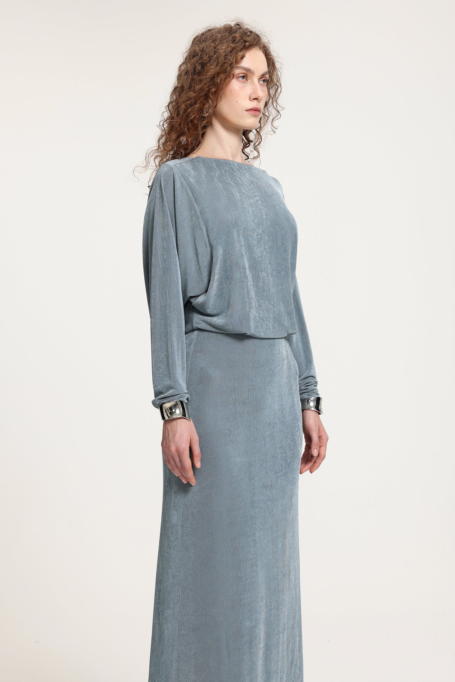 Boat Neck Dolman Sleeve Open-Back Maxi Dress	