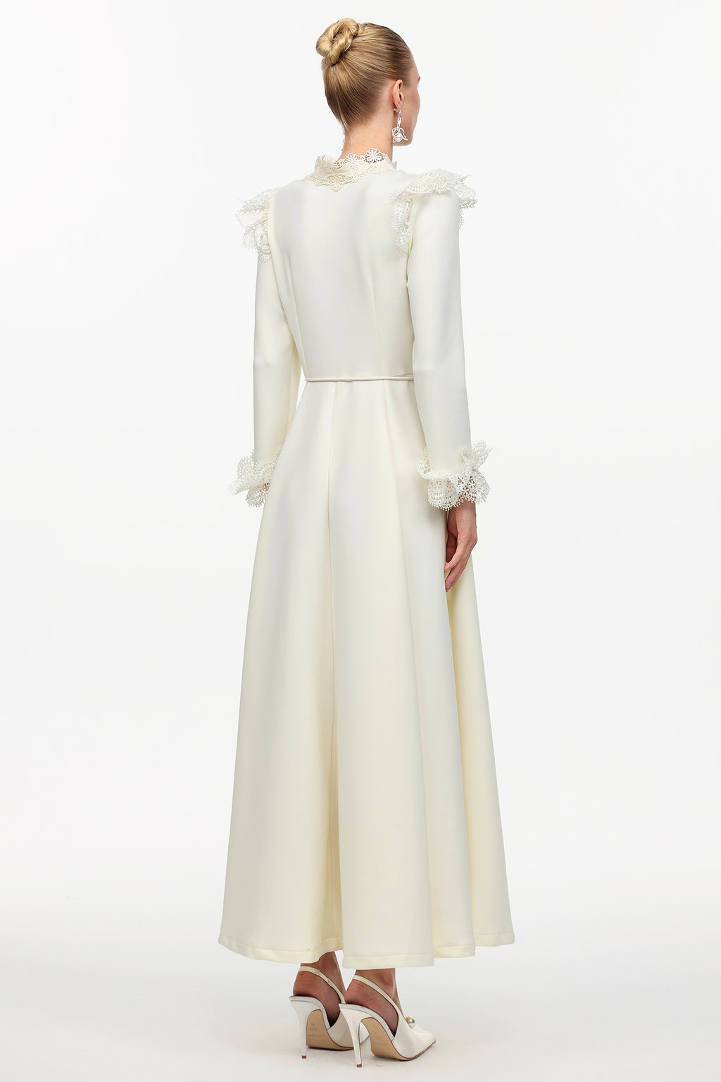Eudora Romantic Flowy Long Sleeve Lace Woven Maxi Dress