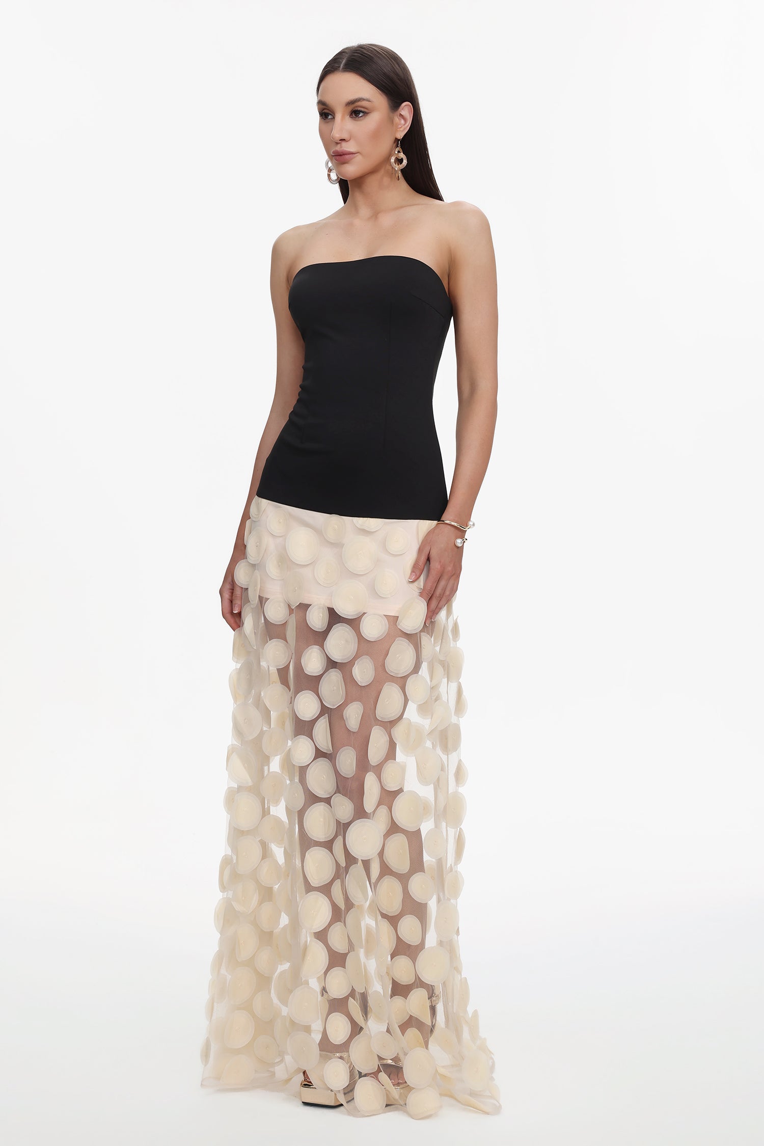 Falzer Sleeveless Netting Wafer Maxi Dress	