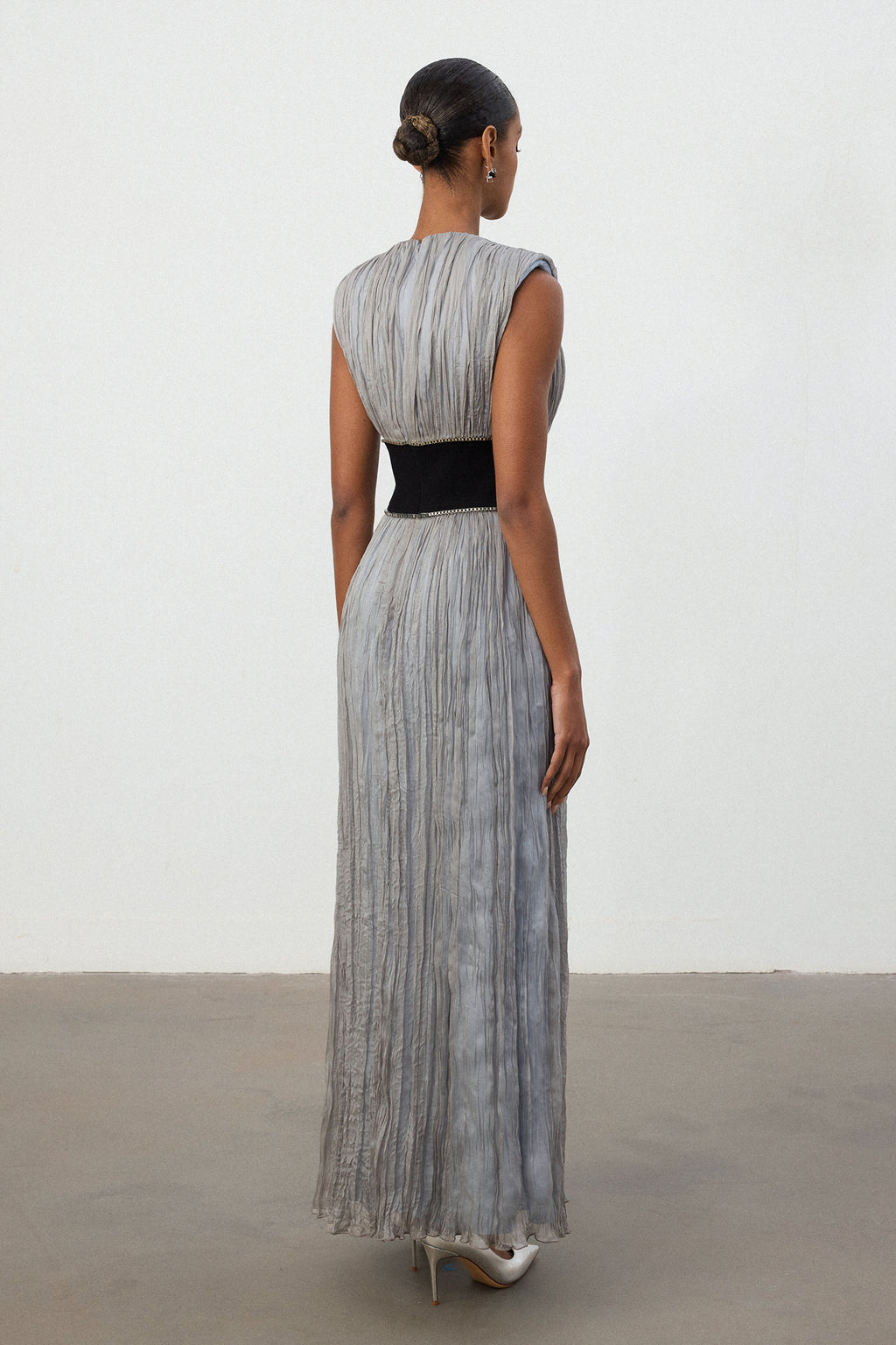 Silver Pleated Contrast Waist Maxi Dress	
