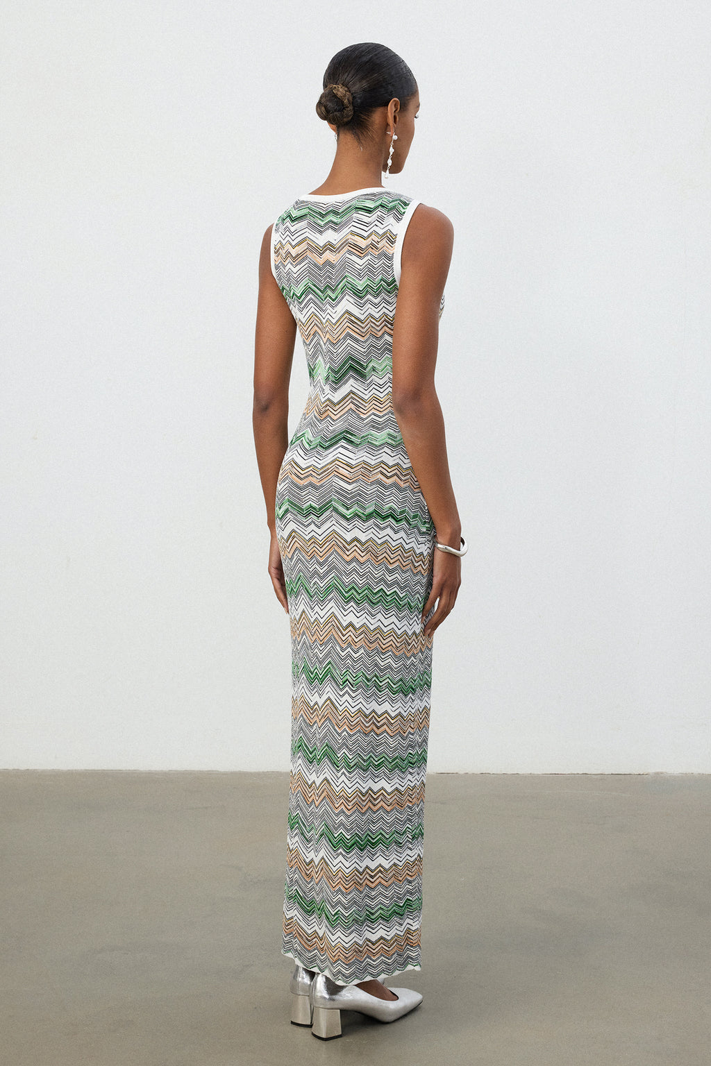 Earthy Chevron Knit Sleeveless Maxi Dress	