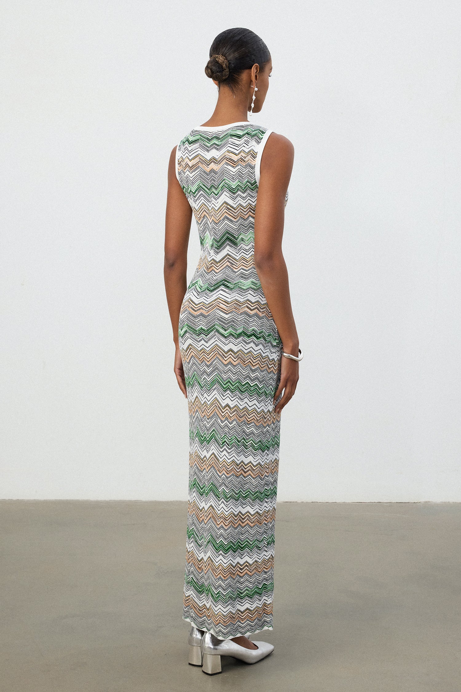 Earthy Chevron Knit Sleeveless Maxi Dress	