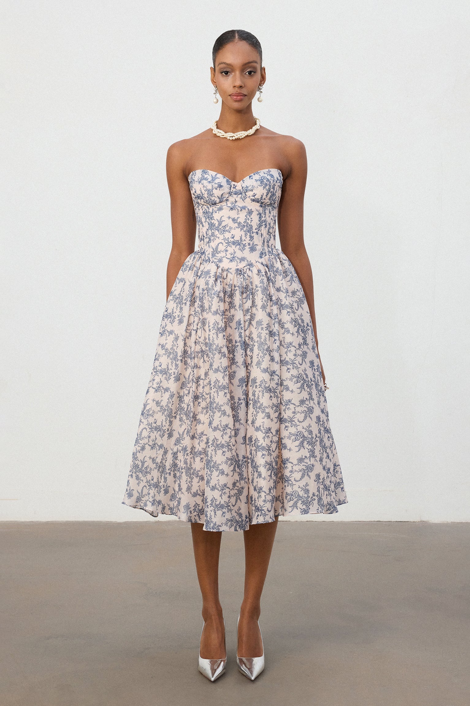 Blue Floral Strapless Sweetheart Midi Dress	