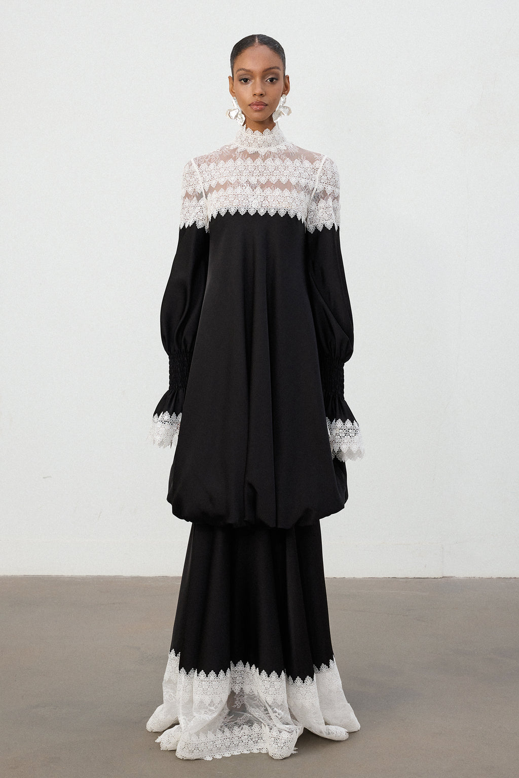 Romantic Lace-Trim Black Floor-Length Skirt	