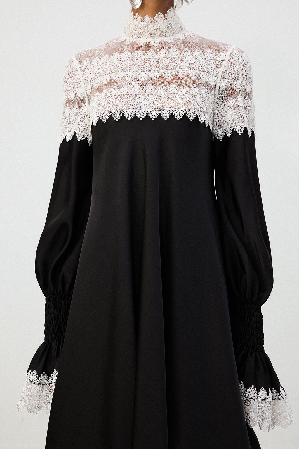 Romantic Lace-Trim Black Floor-Length Skirt	