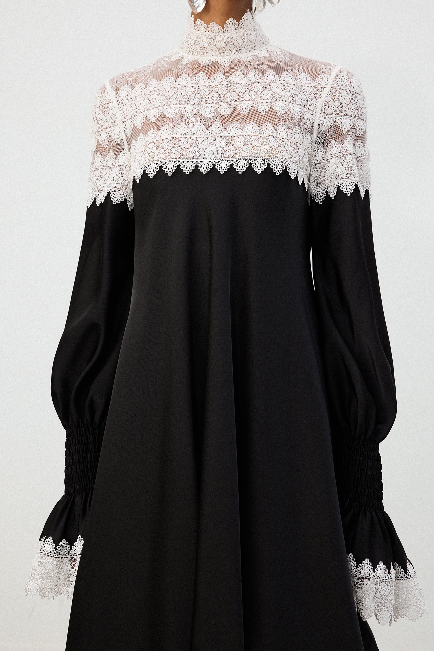 Romantic Lace-Trim Black Floor-Length Skirt	