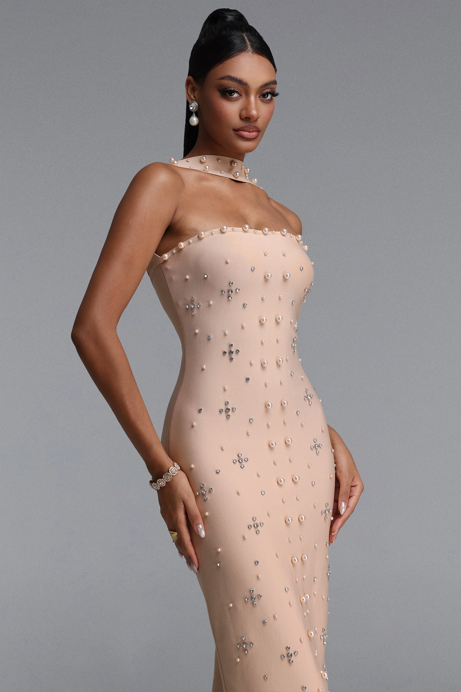 Nesya Sleeveless Pearl Bandage Nude Maxi Dress	