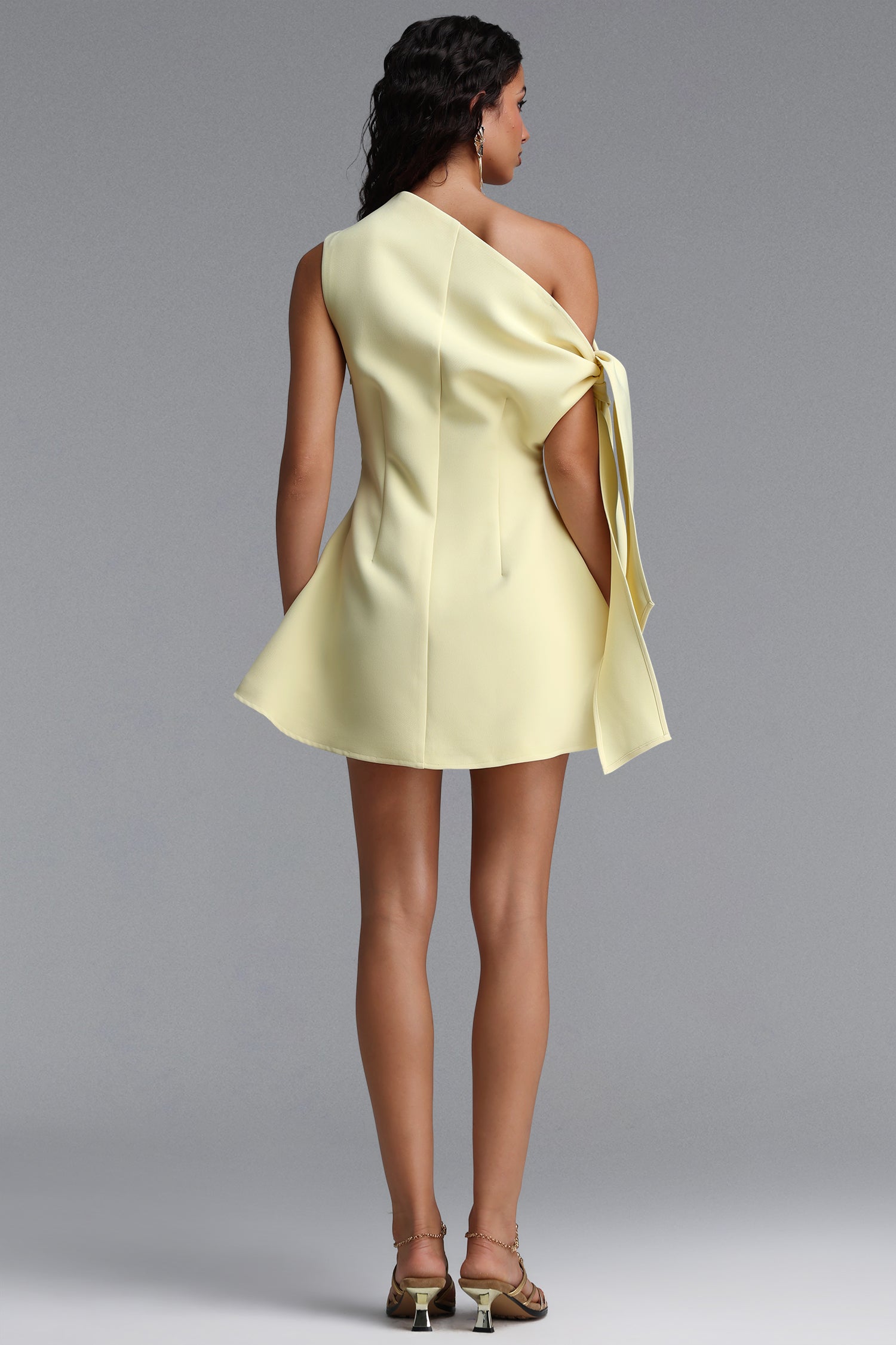 Retale One Shoulder Yellow Mini Dress	