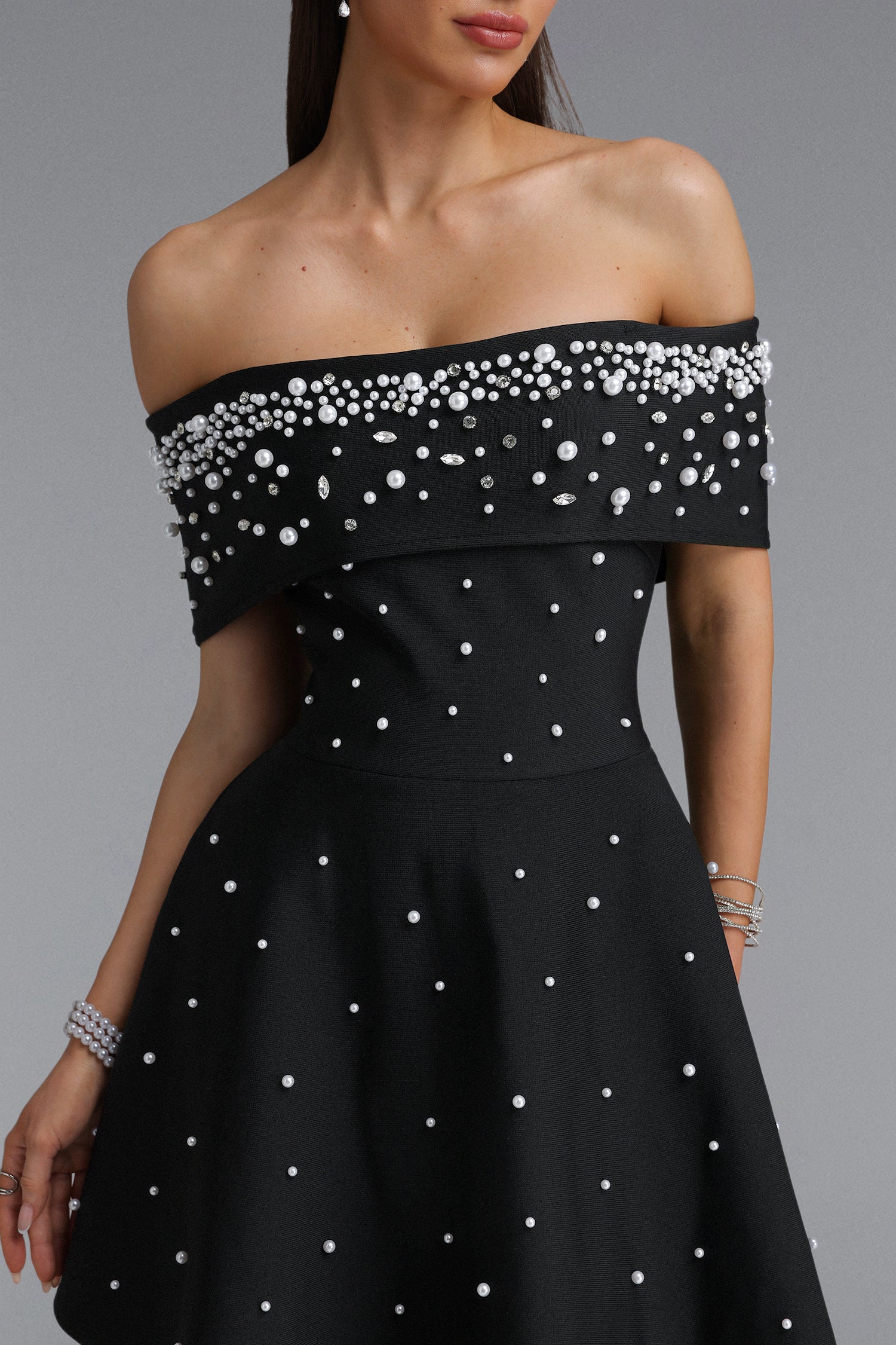 Kawayi Elegant Fitted Off Shoulder Pearl A-line Mini Bandage Dress	